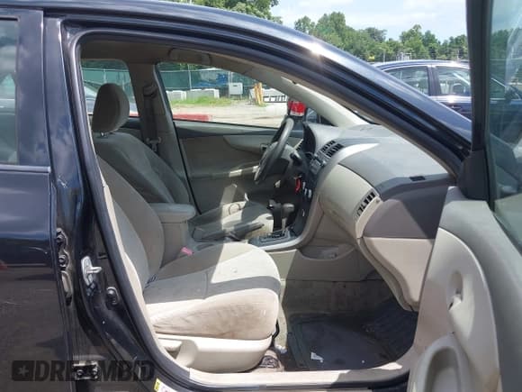 ✅ 2010 Toyota Corolla • VIN: JTDBU4EE0AJ075642 • Lot: 42797934. Listed on IAAI with 253,353 mi. Free auction sales archive from the USA and detailed vehicle history report at DreamBid. Image 5.