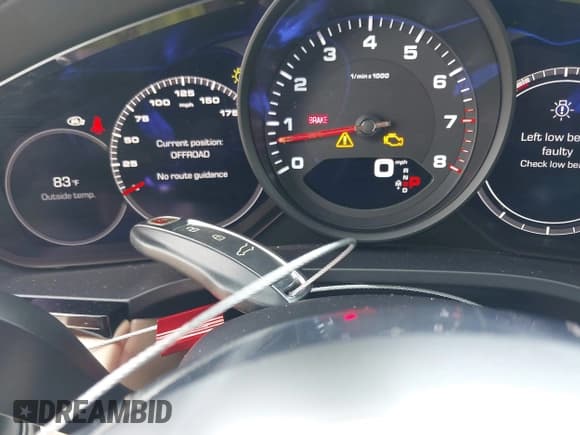 ✅ 2021 Porsche Cayenne • VIN: WP1AA2AY5MDA04835 • Lot: 42394107. Listed on IAAI with 32,343 mi. Free auction sales archive from the USA and detailed vehicle history report at DreamBid. Image 11.