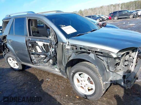 ✅ 2007 Saturn VUE I4 • VIN: 5GZCZ33D77S817031 • Лот: 41293566. Опубликован ранее на IAAI с пробегом Не указан. Бесплатный доступ к архиву аукционных продаж из США и подробный отчёт об истории автомобиля на DreamBid. Изображение 16.