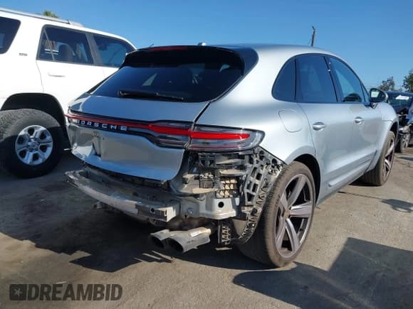 ✅ 2023 Porsche Macan • VIN: WP1AA2A54PLB05252 • Lot: 42514904. Wystawiony na IAAI z przebiegiem 15 248 mil. Bezpłatny archiwum sprzedaży aukcyjnych z USA i szczegółowy raport historii pojazdu na DreamBid. Zdjęcie 4.