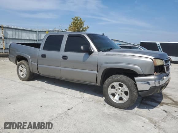 ✅ 2006 Chevrolet Silverado 1500 LT1 • VIN: 2GCEK13T161159098 • Лот: 68967944. Опубликован ранее на Copart с пробегом 169 058 миль. Бесплатный доступ к архиву аукционных продаж из США и подробный отчёт об истории автомобиля на DreamBid. Изображение 4.