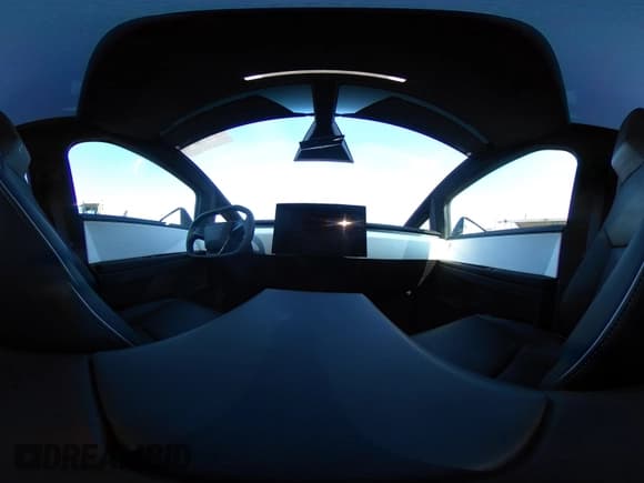 ✅ 2025 Tesla Cybertruck Cyberbeast • VIN: 7G2CEHEE7SA059773 • Lot: 42132133. Wystawiony na IAAI z przebiegiem 751 mil. Bezpłatny archiwum sprzedaży aukcyjnych z USA i szczegółowy raport historii pojazdu na DreamBid. Zdjęcie 26.