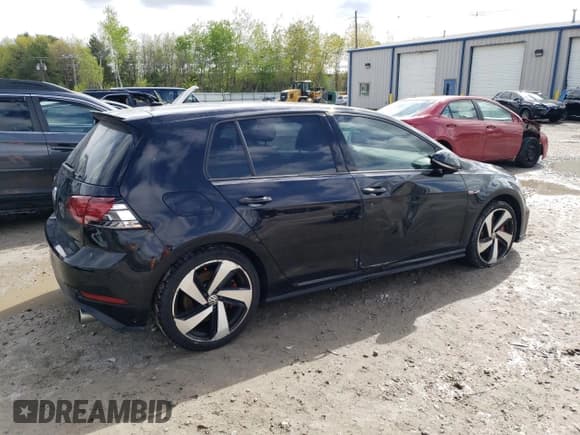 ✅ 2021 Volkswagen Golf GTI S • VIN: 3VW5T7AU8MM010766 • Лот: 53849914. Опубликован ранее на Copart с пробегом 58 232 миль. Бесплатный доступ к архиву аукционных продаж из США и подробный отчёт об истории автомобиля на DreamBid. Изображение 3.