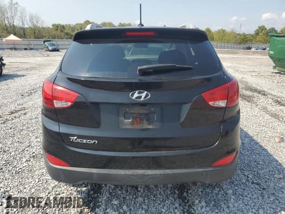 ✅ 2015 Hyundai Tucson SE • VIN: KM8JU3AG0FU116138 • Lot: 81184925. Wystawiony na Copart z przebiegiem 172 109 mil. Bezpłatny archiwum sprzedaży aukcyjnych z USA i szczegółowy raport historii pojazdu na DreamBid. Zdjęcie 6.