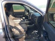 ✅ 2018 Ford Expedition Max XL • VIN: 1FMJK1GT5JEA50753 • Lot: 42374723. Wystawiony na IAAI z przebiegiem 104 605 mil. Bezpłatny archiwum sprzedaży aukcyjnych z USA i szczegółowy raport historii pojazdu na DreamBid. Zdjęcie 5.