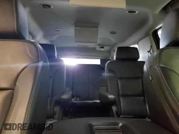 2017 Chevrolet Suburban LT с VIN 1GNSKHKCXHR401207, выставлен на аукционе Copart как лот 70295825 с пробегом 117 672 миль миль и Чистый • Clean title. История ставок и продаж доступна на DreamBid. Изображение 10.