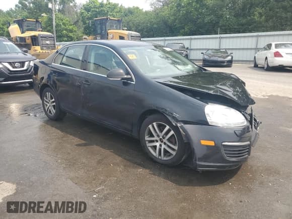✅ 2005 Volkswagen Jetta 2.5L • VIN: 3VWDF71K95M603913 • Lot: 67425785. Listed on Copart with Not provided. Free auction sales archive from the USA and detailed vehicle history report at DreamBid. Image 4.