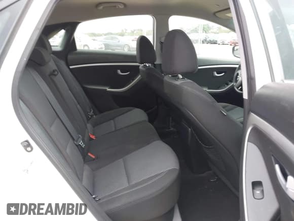✅ 2014 Hyundai Elantra • VIN: KMHD35LH2EU165700 • Lot: 43291293. Listed on IAAI with 152,941 mi. Free auction sales archive from the USA and detailed vehicle history report at DreamBid. Image 8.