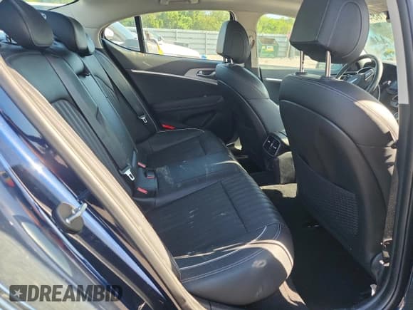 ✅ 2020 Genesis G70 3.3T • VIN: KMTG54LE0LU056324 • Lot: 68446185. Wystawiony na Copart z przebiegiem 42 232 mil. Bezpłatny archiwum sprzedaży aukcyjnych z USA i szczegółowy raport historii pojazdu na DreamBid. Zdjęcie 10.