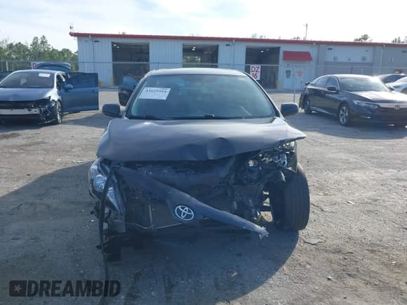 ✅ 2013 Toyota Corolla S • VIN: 2T1BU4EE8DC033848 • Lot: 43825404. Listed on IAAI with 117,711 mi. Free auction sales archive from the USA and detailed vehicle history report at DreamBid. Image 13.