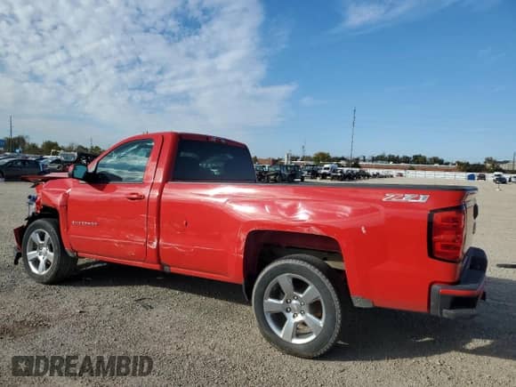 2017 Chevrolet Silverado 1500 LT z VIN 1GCNKREC3HZ199477, wystawiony jako Copart lot #89921035 z przebiegiem 108 089 mil mil oraz Szkoda całkowita • Salvage title. Historia ofert i sprzedaży dostępna na DreamBid. Obrazek 2.