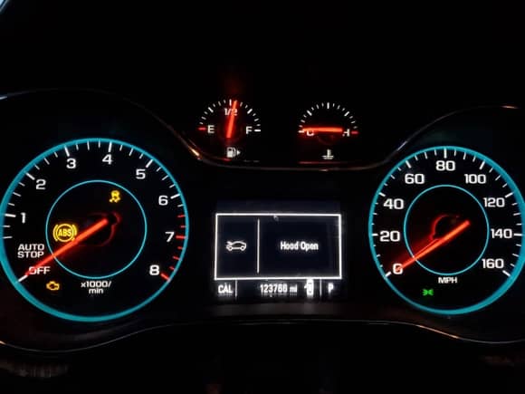 2017 Chevrolet Cruze LT z VIN 1G1BE5SM8H7124827, wystawiony jako Copart lot #90931515 z przebiegiem 123 766 mil mil oraz Czysty tytuł • Clean title. Historia ofert i sprzedaży dostępna na DreamBid. Obrazek 9.