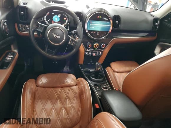 ✅ 2022 MINI Countryman Cooper S • VIN: WMZ83BR06N3P01009 • Lot: 91619015. Wystawiony na Copart z przebiegiem 34 758 mil. Bezpłatny archiwum sprzedaży aukcyjnych z USA i szczegółowy raport historii pojazdu na DreamBid. Zdjęcie 8.