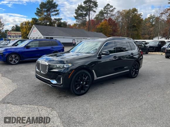 ✅ 2019 BMW X7 xDrive40i • VIN: 5UXCW2C56KL088423 • Lot: 85416975. Wystawiony na Copart z przebiegiem 126 193 mil. Bezpłatny archiwum sprzedaży aukcyjnych z USA i szczegółowy raport historii pojazdu na DreamBid. Zdjęcie 2.