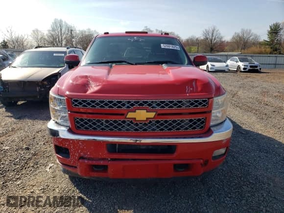 ✅ 2012 Chevrolet Silverado 2500HD LT • VIN: 1GC1KXC8XCF217386 • Lot: 52601825. Wystawiony na Copart z przebiegiem 333 326 mil. Bezpłatny archiwum sprzedaży aukcyjnych z USA i szczegółowy raport historii pojazdu na DreamBid. Zdjęcie 5.