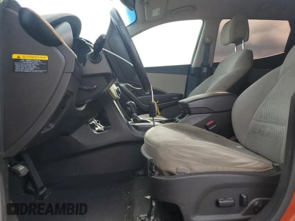 ✅ 2013 Hyundai Santa Fe Sport • VIN: 5XYZU3LB7DG123773 • Лот: 92353935. Опубликован ранее на Copart с пробегом 280 339 миль. Бесплатный доступ к архиву аукционных продаж из США и подробный отчёт об истории автомобиля на DreamBid. Изображение 7.