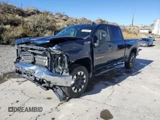 ✅ 2020 Chevrolet Silverado 2500HD LT • VIN: 1GC4YNEY5LF199327 • Lot: 89443845. Listed on Copart with 60,903 mi. Free auction sales archive from the USA and detailed vehicle history report at DreamBid. Image 1.