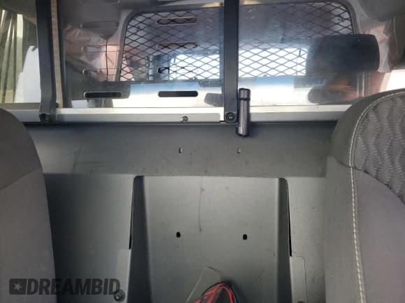 ✅ 2017 Chevrolet Tahoe Commercial • VIN: 1GNLCDEC4HR174215 • Лот: 86476985. Опубликован ранее на Copart с пробегом 203 206 миль. Бесплатный доступ к архиву аукционных продаж из США и подробный отчёт об истории автомобиля на DreamBid. Изображение 10.