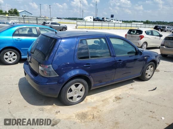 ✅ 1999 Volkswagen Golf • VIN: WVWGA31J9XW618221 • Lot: 61146315. Listed on Copart with 199,820 mi. Free auction sales archive from the USA and detailed vehicle history report at DreamBid. Image 3.