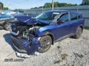 ✅ 2023 Nissan Rogue S • VIN: 5N1BT3AA1PC810234 • Лот: 62953445. Опубликован ранее на Copart с пробегом 27 523 миль. Бесплатный доступ к архиву аукционных продаж из США и подробный отчёт об истории автомобиля на DreamBid. Изображение 1.