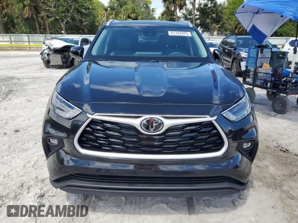 ✅ 2025 Toyota Highlander Hybrid XLE • VIN: 5TDKBRCHXSS677677 • Лот: 81322925. Опубликован ранее на Copart с пробегом 6 370 миль. Бесплатный доступ к архиву аукционных продаж из США и подробный отчёт об истории автомобиля на DreamBid. Изображение 5.