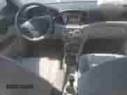 2008 Hyundai Accent GLS z VIN KMHCN46C08U251088, wystawiony jako Copart lot #76880024 z przebiegiem 109 542 mil mil oraz Szkoda całkowita • Salvage title. Historia ofert i sprzedaży dostępna na DreamBid. Obrazek 8.