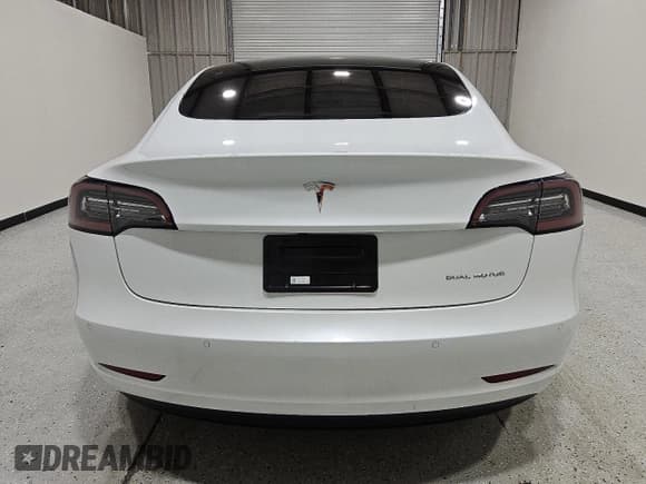 ✅ 2021 Tesla Model 3 Long Range • VIN: 5YJ3E1EB3MF003299 • Lot: 83923955. Wystawiony na Copart z przebiegiem 65 870 mil. Bezpłatny archiwum sprzedaży aukcyjnych z USA i szczegółowy raport historii pojazdu na DreamBid. Zdjęcie 6.