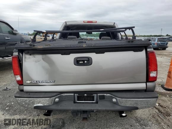 ✅ 2007 Chevrolet Silverado 1500 LT1 • VIN: 2GCEK13Z571136624 • Lot: 74473274. Listed on Copart with 171,820 mi. Free auction sales archive from the USA and detailed vehicle history report at DreamBid. Image 6.