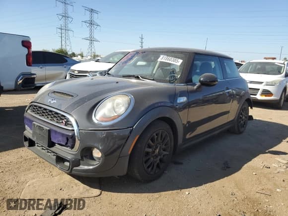 ✅ 2017 MINI Hardtop Cooper S • VIN: WMWXP7C54H3B94133 • Lot: 81860385. Wystawiony na Copart z przebiegiem 85 789 mil. Bezpłatny archiwum sprzedaży aukcyjnych z USA i szczegółowy raport historii pojazdu na DreamBid. Zdjęcie 1.