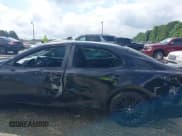 ✅ 2020 Toyota Camry SE • VIN: 4T1G11AK1LU369525 • Lot: 42496541. Wystawiony na IAAI z przebiegiem 53 830 mil. Bezpłatny archiwum sprzedaży aukcyjnych z USA i szczegółowy raport historii pojazdu na DreamBid. Zdjęcie 6.