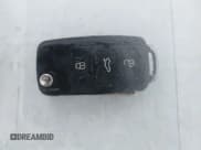 ✅ 2013 Volkswagen Passat SE • VIN: 1VWBN7A39DC035312 • Lot: 43887122. Listed on IAAI with 143,911 mi. Free auction sales archive from the USA and detailed vehicle history report at DreamBid. Image 11.