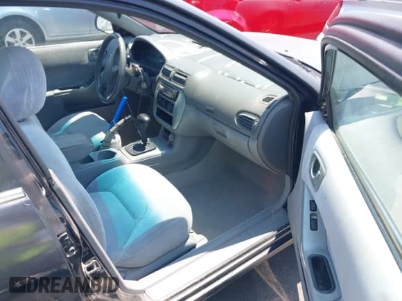 ✅ 2002 Mitsubishi Galant ES • VIN: 4A3AA46G32E114025 • Лот: 39858934. Опубликован ранее на IAAI с пробегом 197 764 миль. Бесплатный доступ к архиву аукционных продаж из США и подробный отчёт об истории автомобиля на DreamBid. Изображение 5.