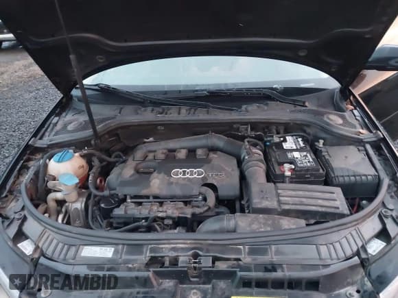 ✅ 2011 Audi A3 Premium Plus • VIN: WAUMFAFM1BA032241 • Лот: 41140611. Опубликован ранее на IAAI с пробегом 110 808 миль. Бесплатный доступ к архиву аукционных продаж из США и подробный отчёт об истории автомобиля на DreamBid. Изображение 10.