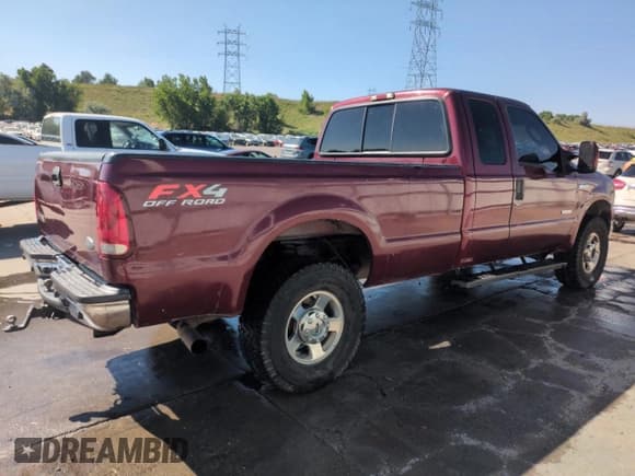 ✅ 2005 Ford F-250 XL • VIN: 1FTSX21P75EB10615 • Lot: 61637255. Listed on Copart with 188,814 mi. Free auction sales archive from the USA and detailed vehicle history report at DreamBid. Image 3.