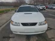 ✅ 2000 Ford Mustang • VIN: 1FAFP404XYF242390 • Lot: 92295535. Listed on Copart with 35,159 mi. Free auction sales archive from the USA and detailed vehicle history report at DreamBid. Image 5.