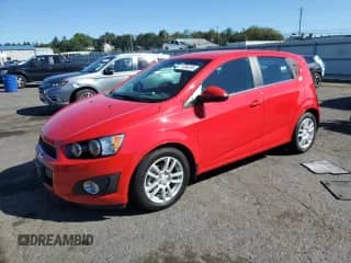 2014 Chevrolet Sonic LT z VIN 1G1JC6SG5E4122676, wystawiony jako Copart lot #71094265 z przebiegiem 5 817 mil mil oraz Szkoda całkowita • Salvage title. Historia ofert i sprzedaży dostępna na DreamBid. Obrazek 1.