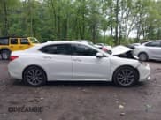 ✅ 2018 Acura TLX Technology • VIN: 19UUB2F50JA012687 • Lot: 42266589. Wystawiony na IAAI z przebiegiem 78 322 mil. Bezpłatny archiwum sprzedaży aukcyjnych z USA i szczegółowy raport historii pojazdu na DreamBid. Zdjęcie 13.