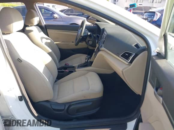 2017 Hyundai Elantra SE с VIN 5NPD74LF0HH208852, выставлен на аукционе IAAI как лот 43062780 с пробегом 94 052 миль миль и . История ставок и продаж доступна на DreamBid. Изображение 5.