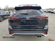 ✅ 2022 Toyota Highlander XSE • VIN: 5TDLZRBHXNS257536 • Lot: 92845985. Listed on Copart with 45,412 mi. Free auction sales archive from the USA and detailed vehicle history report at DreamBid. Image 6.