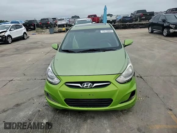 ✅ 2013 Hyundai Accent SE • VIN: KMHCU5AE2DU086432 • Лот: 73116684. Опубликован ранее на Copart с пробегом 134 594 миль. Бесплатный доступ к архиву аукционных продаж из США и подробный отчёт об истории автомобиля на DreamBid. Изображение 11.