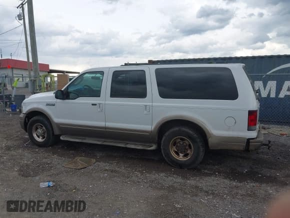 ✅ 2005 Ford Excursion Eddie Bauer • VIN: 1FMNU44L05ED40163 • Lot: 41989162. Wystawiony na IAAI z przebiegiem 416 163 mil. Bezpłatny archiwum sprzedaży aukcyjnych z USA i szczegółowy raport historii pojazdu na DreamBid. Zdjęcie 14.