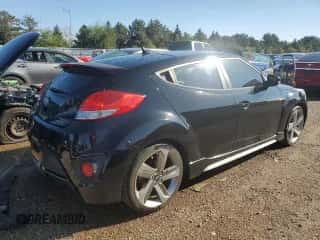 2013 Hyundai Veloster Turbo с VIN KMHTC6AE2DU138327, выставлен на аукционе Copart как лот 72379734 с пробегом 116 629 миль миль и Списание • Salvage title. История ставок и продаж доступна на DreamBid. Изображение 3.