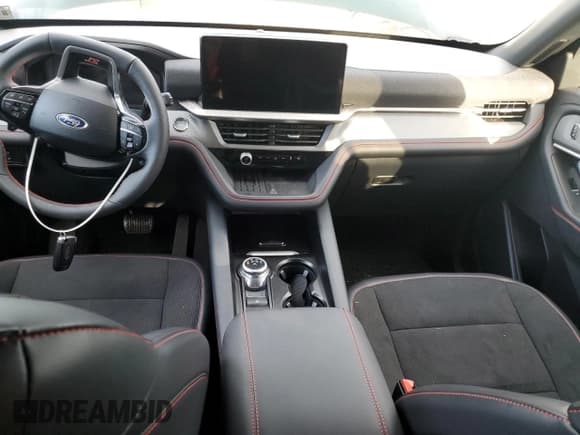 ✅ 2025 Ford Explorer ST • VIN: 1FMWK8GC7SGC61702 • Lot: 87206965. Listed on Copart with Not provided. Free auction sales archive from the USA and detailed vehicle history report at DreamBid. Image 8.