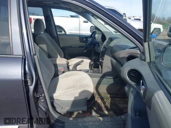 ✅ 2005 Hyundai Santa Fe GLS • VIN: KM8SC73D55U965052 • Лот: 42124944. Размещён на IAAI с пробегом 117 178 миль миль. Получите бесплатный доступ к архиву аукционных продаж из США и посмотрите подробный отчёт об истории автомобиля на DreamBid. Изображение 5.