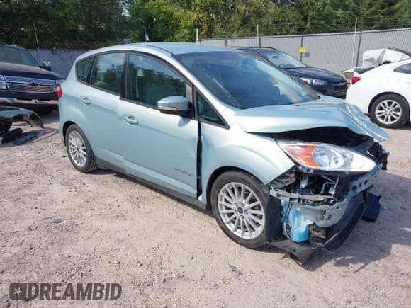 ✅ 2014 Ford C-Max SE • VIN: 1FADP5AU2EL519722 • Лот: 43329540. Опубликован ранее на IAAI с пробегом 19 861 миль. Бесплатный доступ к архиву аукционных продаж из США и подробный отчёт об истории автомобиля на DreamBid. Изображение 1.