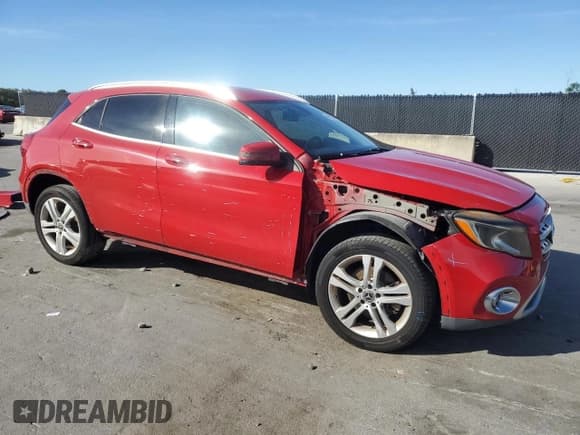 ✅ 2018 Mercedes-Benz GLA 250 • VIN: WDCTG4EB3JJ422232 • Лот: 91633245. Опубликован ранее на Copart с пробегом 94 066 миль. Бесплатный доступ к архиву аукционных продаж из США и подробный отчёт об истории автомобиля на DreamBid. Изображение 4.