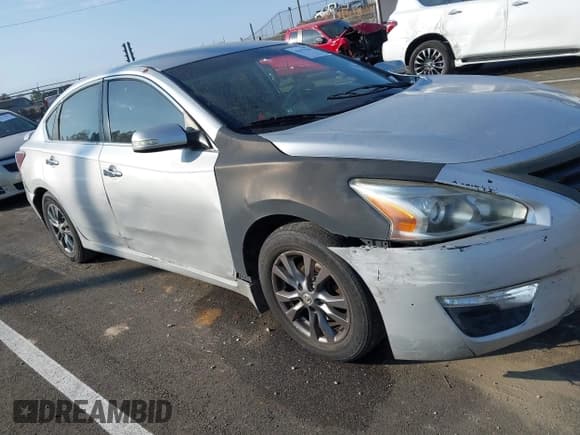 ✅ 2015 Nissan Altima S • VIN: 1N4AL3AP4FC255448 • Lot: 43675300. Wystawiony na IAAI z przebiegiem 154 476 mil. Bezpłatny archiwum sprzedaży aukcyjnych z USA i szczegółowy raport historii pojazdu na DreamBid. Zdjęcie 13.