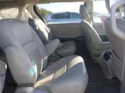 ✅ 2017 Toyota Sienna LE • VIN: 5TDKZ3DC2HS811473 • Lot: 43503841. Wystawiony na IAAI z przebiegiem 123 357 mil. Bezpłatny archiwum sprzedaży aukcyjnych z USA i szczegółowy raport historii pojazdu na DreamBid. Zdjęcie 8.