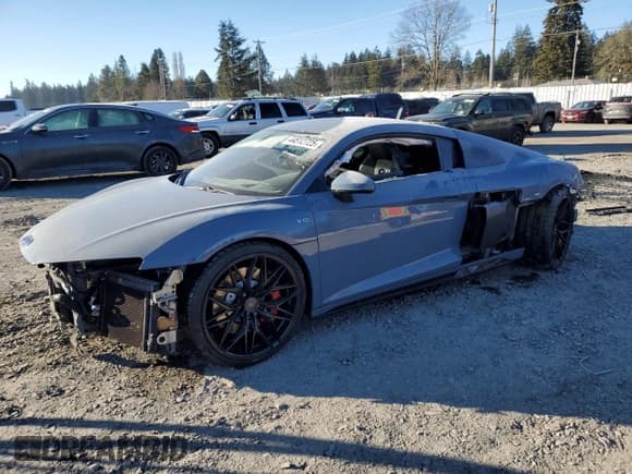 ✅ 2021 Audi R8 V10 • VIN: WUABAAFX8M7900919 • Lot: 44812725. Listed on Copart with 21,390 mi. Free auction sales archive from the USA and detailed vehicle history report at DreamBid. Image 1.