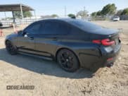 ✅ 2021 BMW 5 Series M550i xDrive • VIN: WBA13BK06MCF71369 • Лот: 51940095. Опубликован ранее на Copart с пробегом 48 344 миль. Бесплатный доступ к архиву аукционных продаж из США и подробный отчёт об истории автомобиля на DreamBid. Изображение 2.